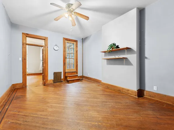 359 Carlton Avenue image 5 of 20