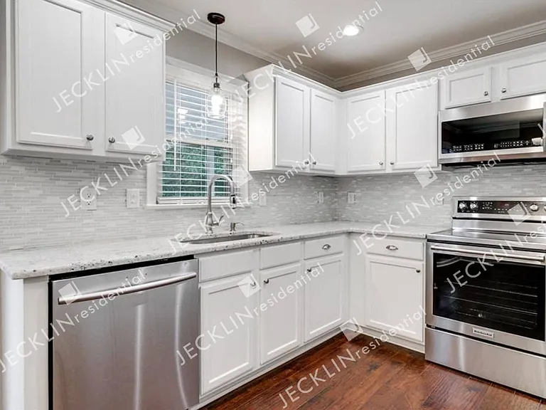 2628 Hillgate Ct — Photo 4