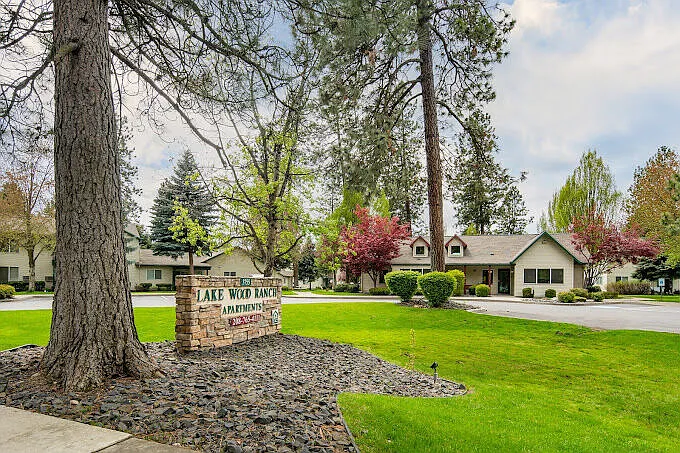 Lake Wood Ranch — Photo 1