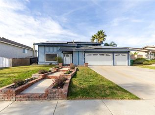 906 N Brandywine Ln, Corona, CA 92880