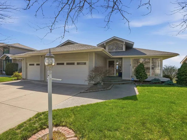 6407 N Park View Ln, Spokane, WA 99205