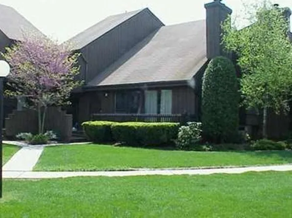 125 Kingsberry Dr #125, Somerset, NJ 08873