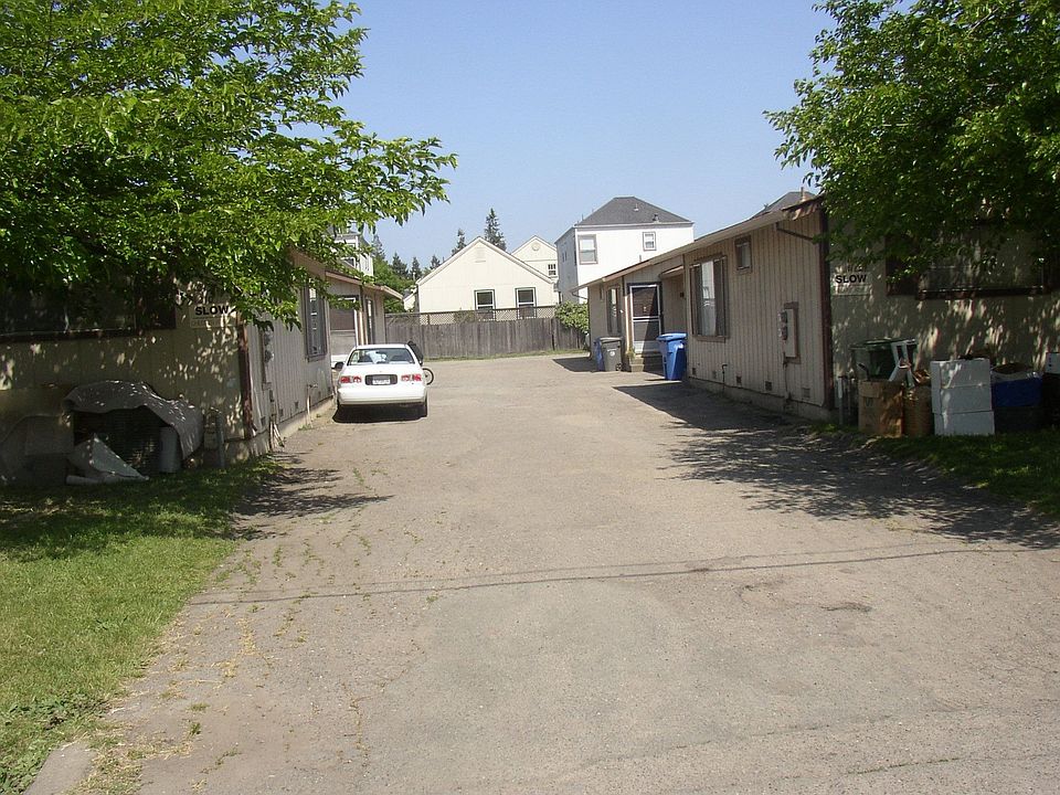 3BR/2BA UNITS W/GARAGE!