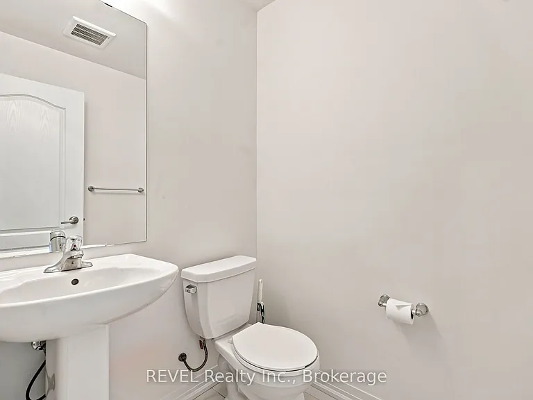 15 Peach St #15 — Photo 7