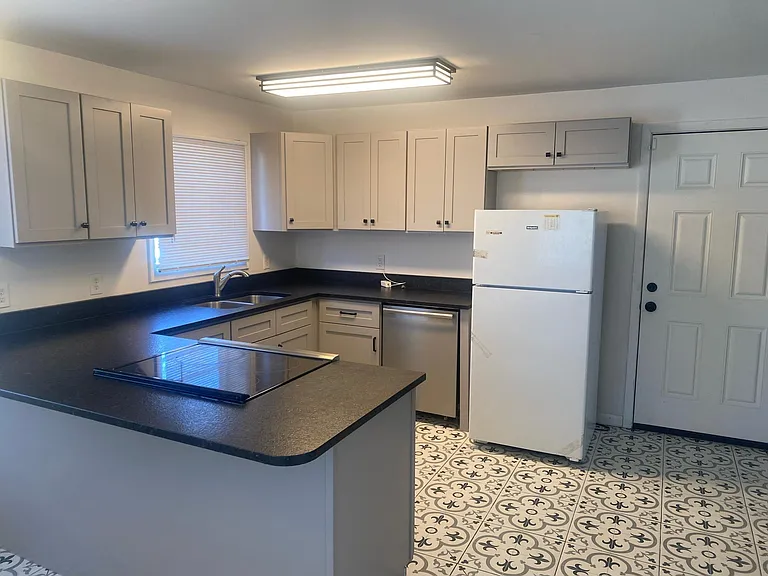 103 Turner Rd — Photo 2