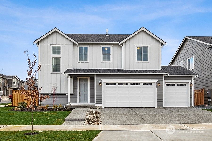 1st image of 15301 206th Avenue E #204