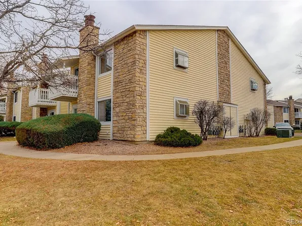 8555 Fairmount Dr, Denver, CO
