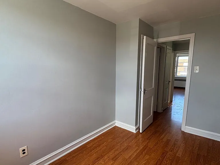 3430 N Water St — Photo 3