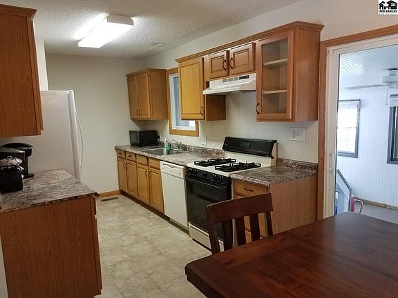 5th image of 1302 E 25th Ave