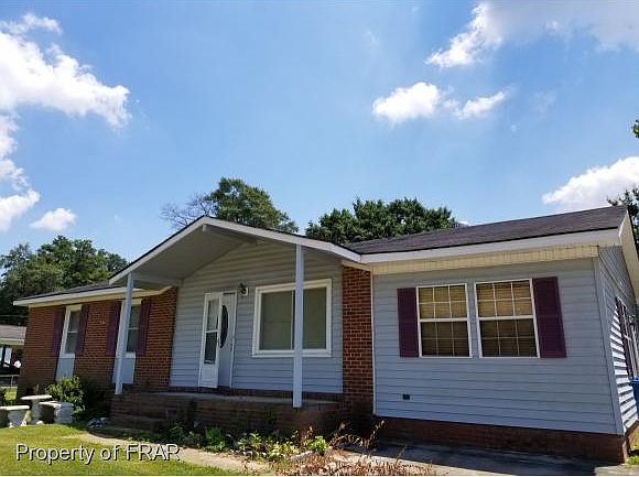 2nd image of 402 N Moon Cir