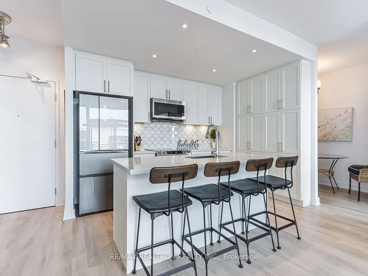 3 bed, $2,500 — Photo 3