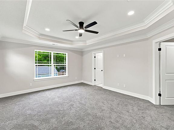 5th image of 2303 Laguard Dr