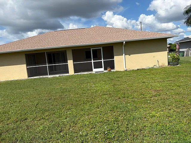 3 bed, 1629 sqft, $1,695 — Photo 3