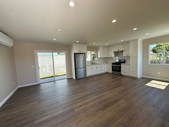 3rd image of 505 Wolff St