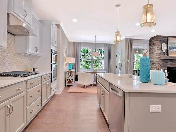 5th image of 3718 Whitechurch Ct