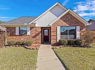 714 University Dr, Carthage, TX 75633