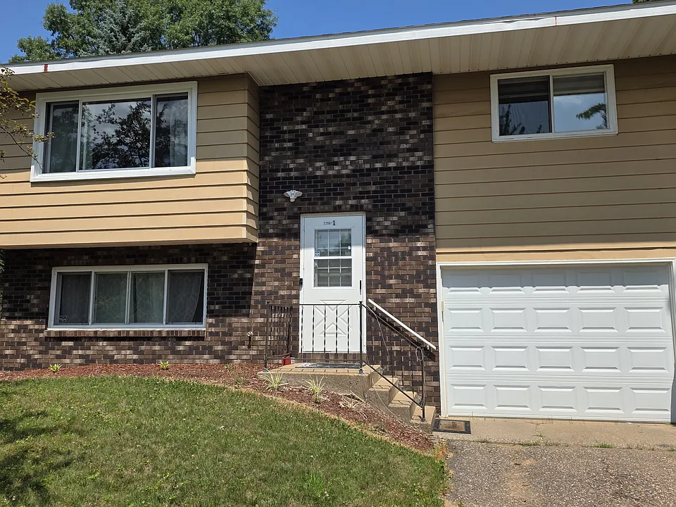 2706 Jason Ave #1
