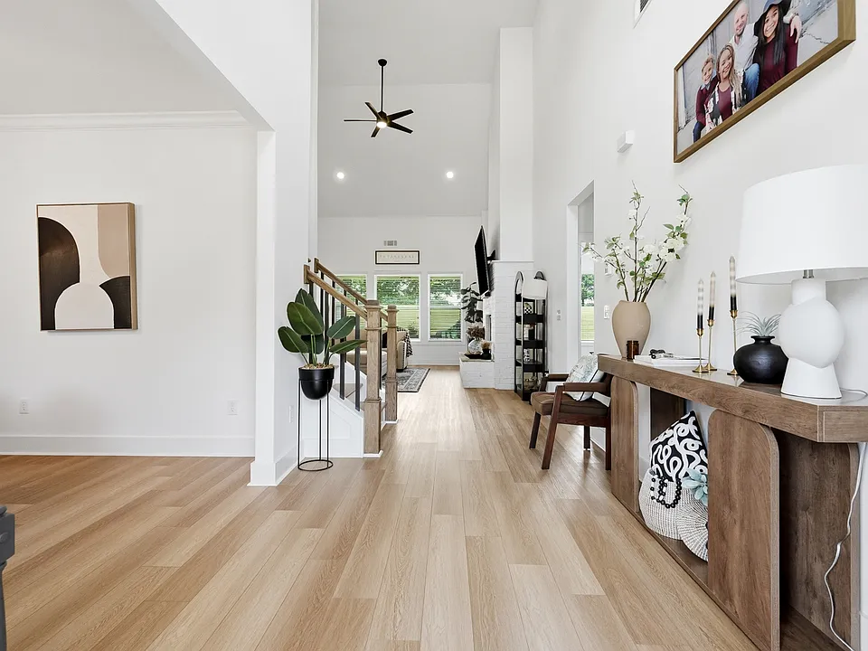 2049 Chestnut Oak Trl