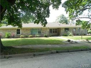 3020 Chew St, Allentown, PA 18104