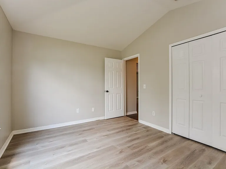 1033 Shale Trail St — Photo 13