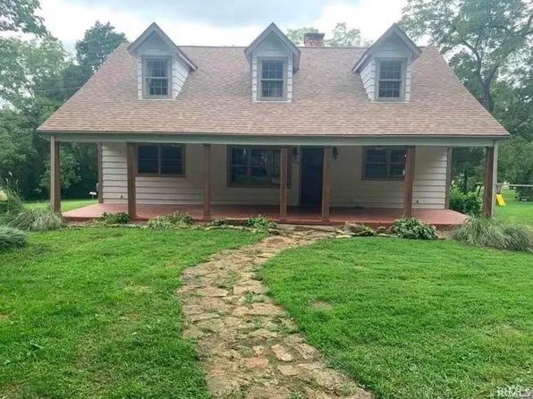 500 W 1st St, Huntingburg, IN 47542