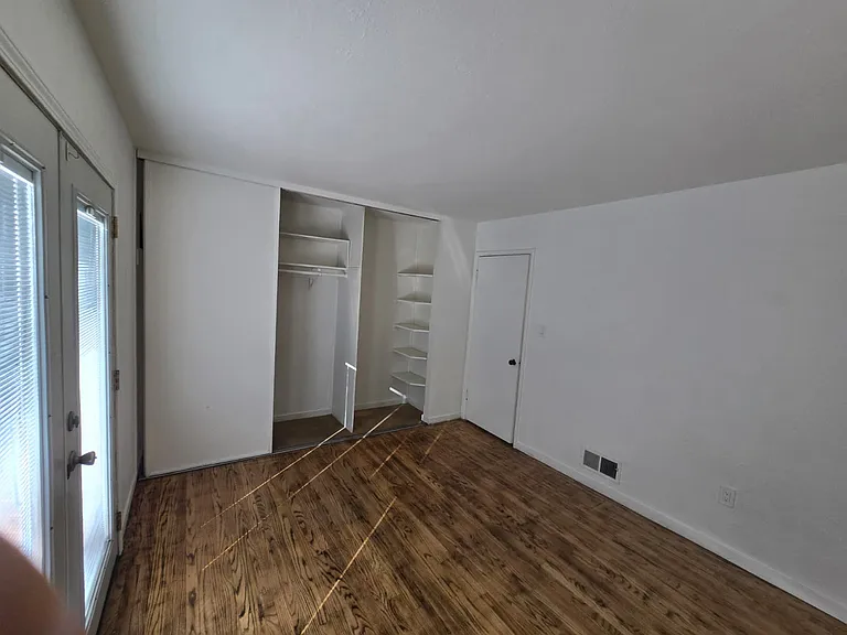 550 Del Mar Ave — Photo 12