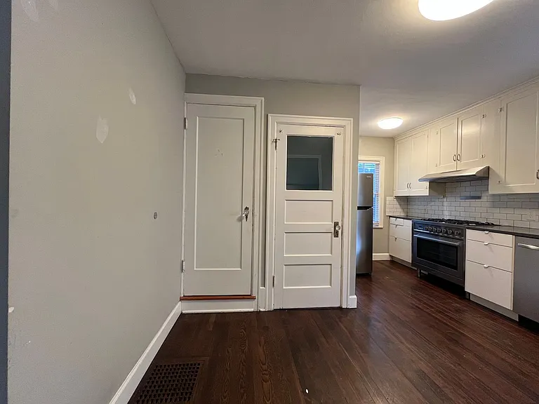 1723 NE 60th Ave — Photo 13