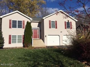 1008 Clifton Dr, Bloomsburg, PA 17815