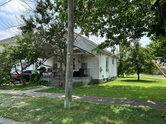 1st image of 15 Bolton Ave