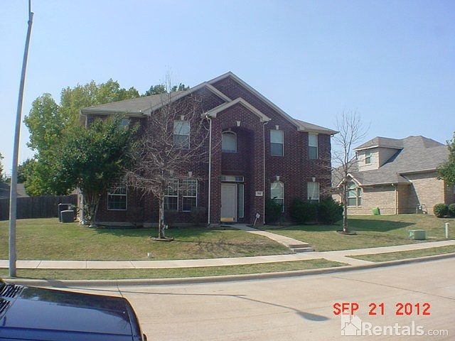 1st image of 701 Belclaire Ter