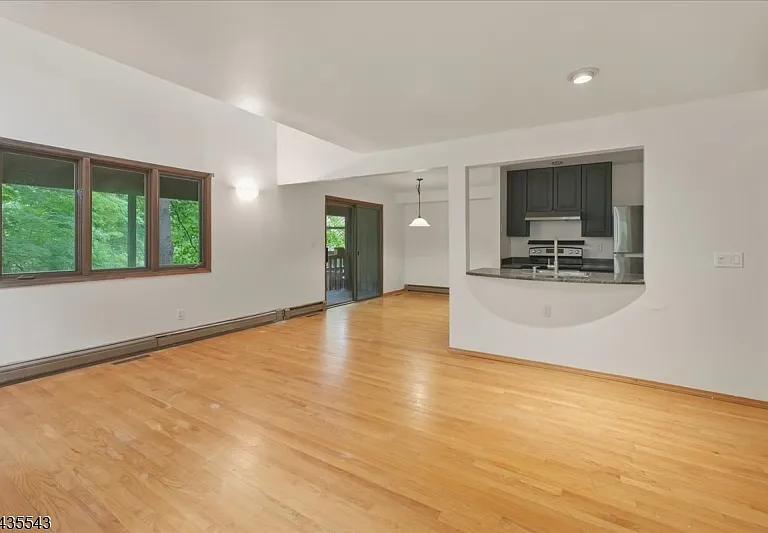17G Village Way #17-6 — Photo 3