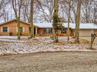 2404 S Sunset Cir, Warsaw, IN