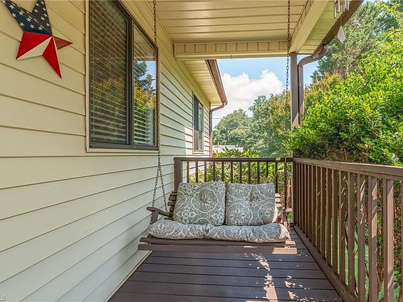 4th image of 617 Alan Dr