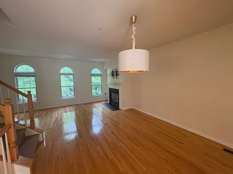 211 Anvil Way — Photo 5