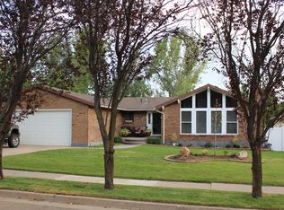 942 E 3250 N, Layton, UT 84040