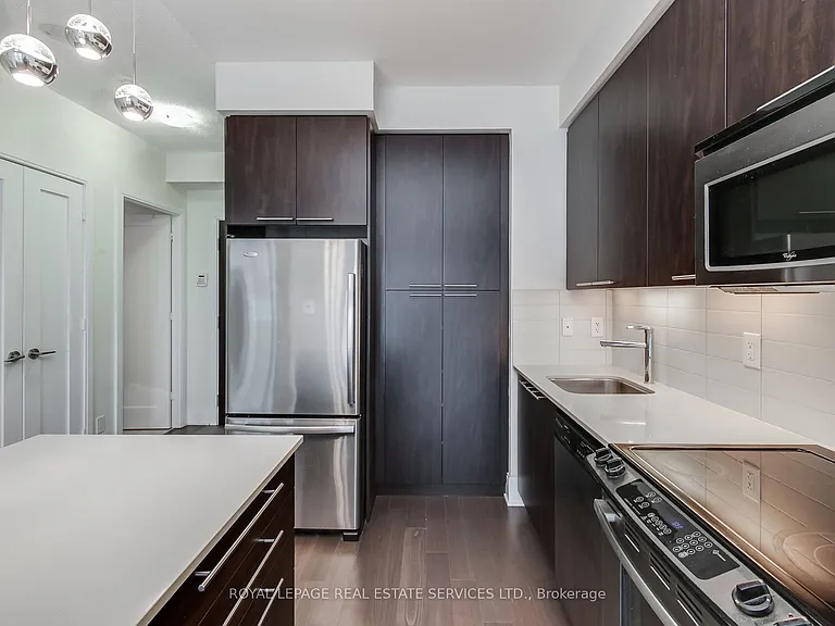 25 Broadway Ave #1408 — Photo 5
