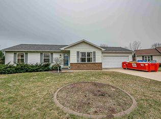 1130 Morgan Taylor Ct, Menasha, WI 54952