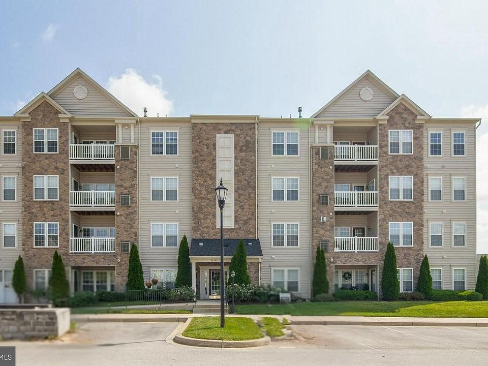 1st image of 11185 Chambers Ct Unit G