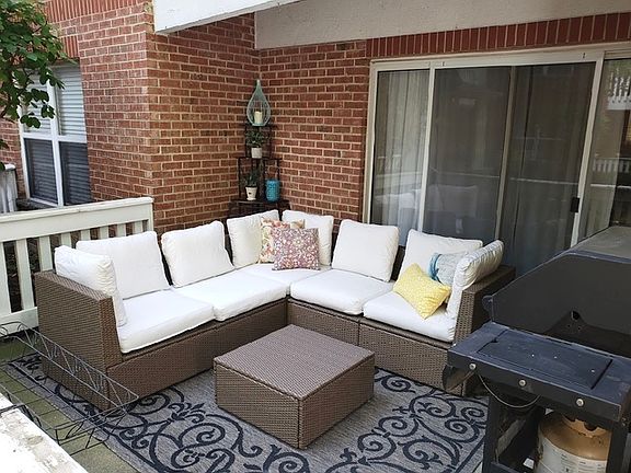 3rd image of 4748 N Elston Ave APT 101C