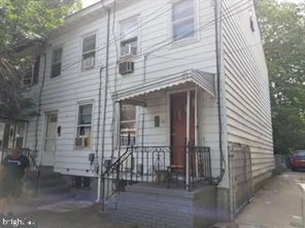 699 Lamberton St, Trenton, NJ 08611
