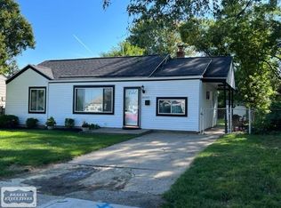 26860 Nagel St, Roseville, MI