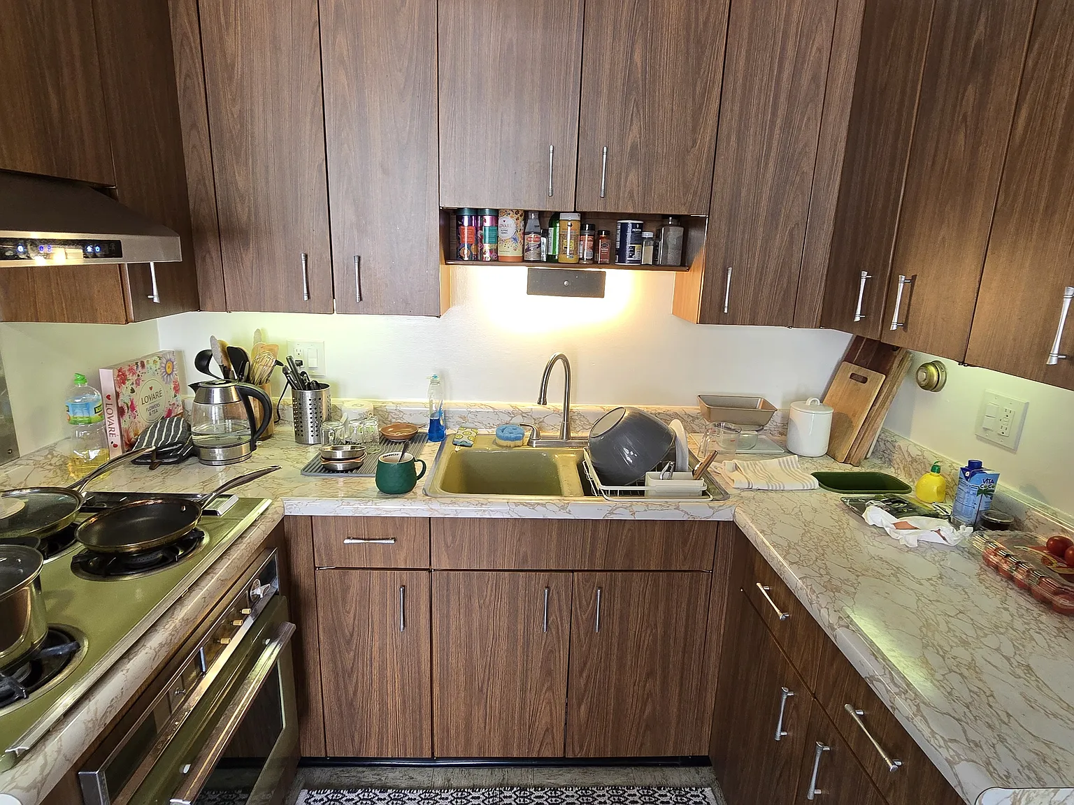 2 bed, 1300 sqft, $2,300 — Photo 3