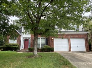 9322 Autumn Applause Dr, Charlotte, NC 28277