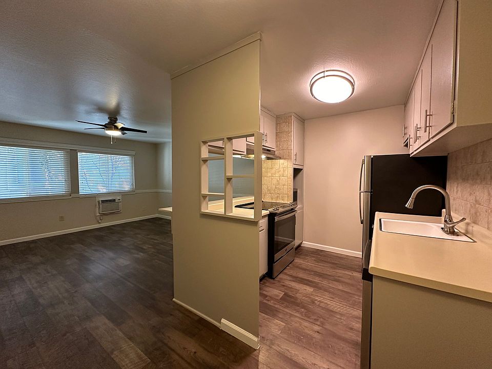 1st image of 1711 N St APT 1
