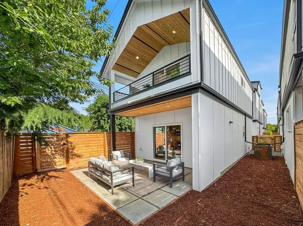 9010 5th Avenue S, Seattle, WA 98108