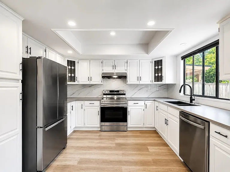 43XX Bonavista Dr — Photo 4