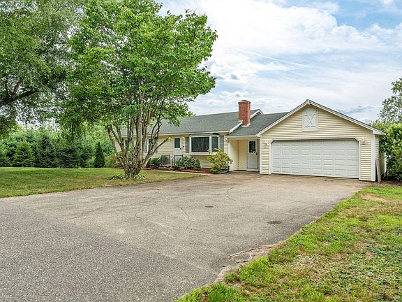5th image of 11 Liberty Acres Drive