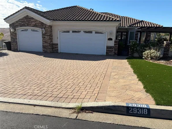29318 Stampede Way, Canyon Lake, CA 92587