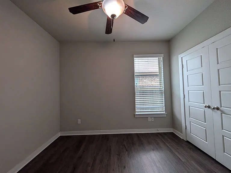 506 Creekside Frst — Photo 21