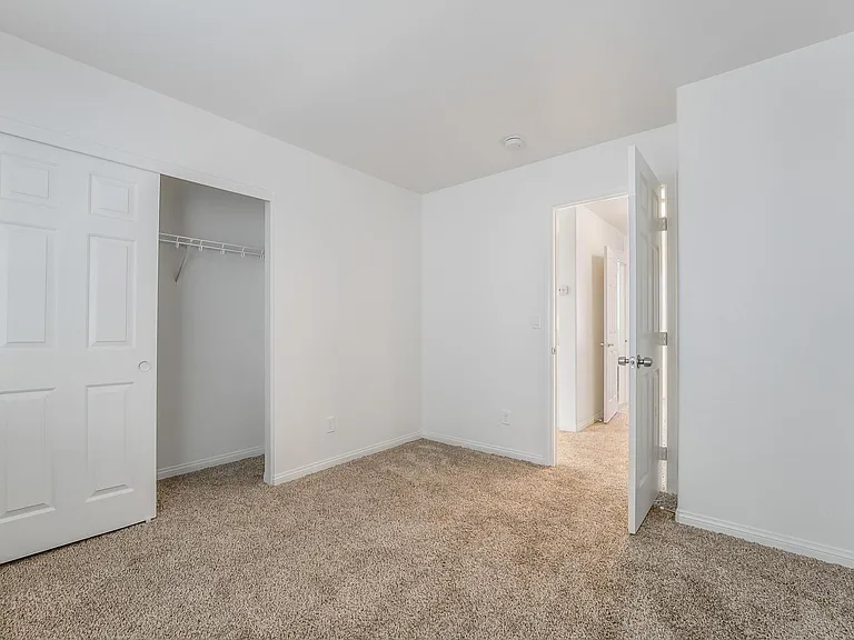 5986 Azzura Palms Ave — Photo 21